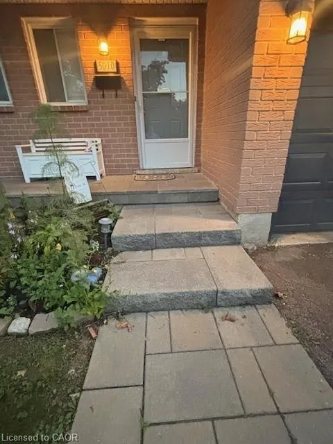 5010 Friesen Boulevard, #8