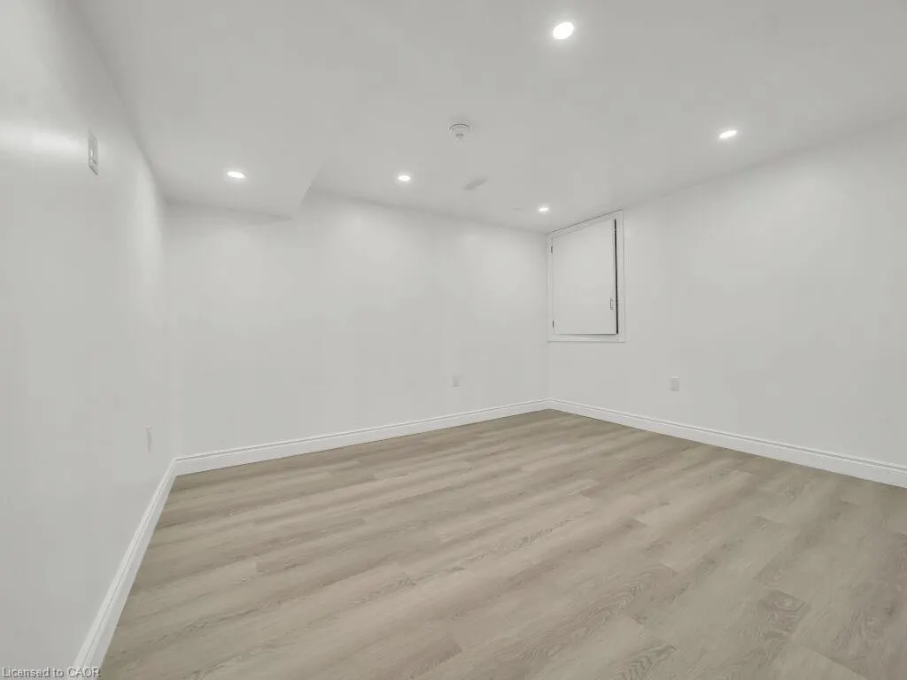 34 Belwood Walk