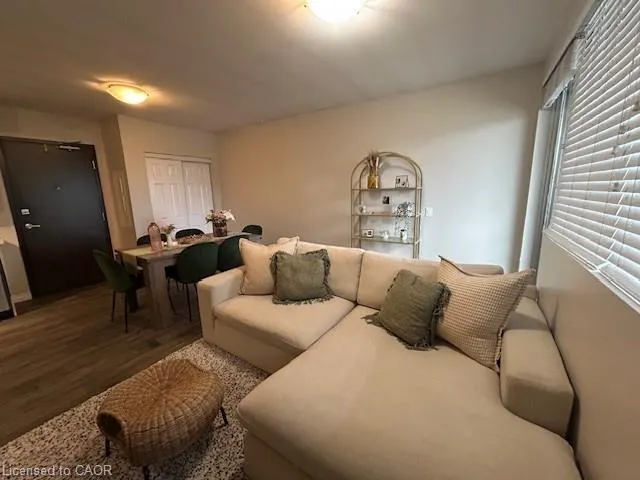 788 Upper Ottawa Street, #7