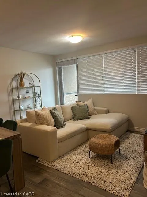 788 Upper Ottawa Street, #7