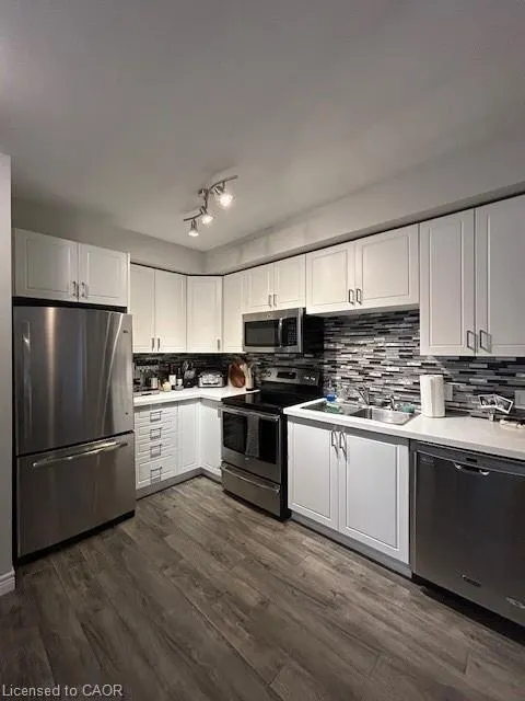 788 Upper Ottawa Street, #7
