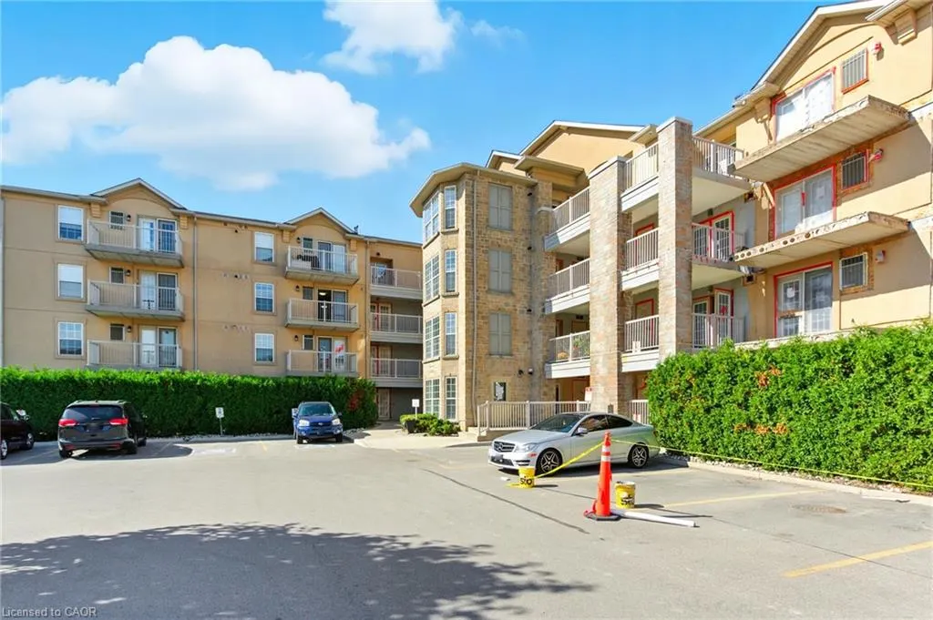 1490 Bishops Gate, #305