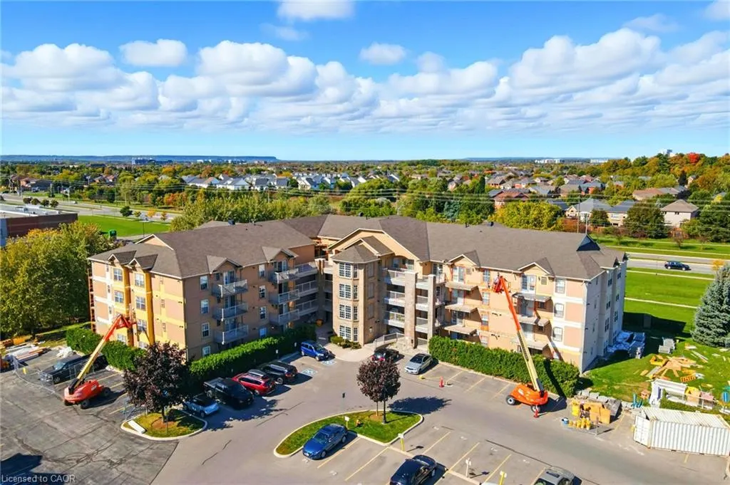 1490 Bishops Gate, #305
