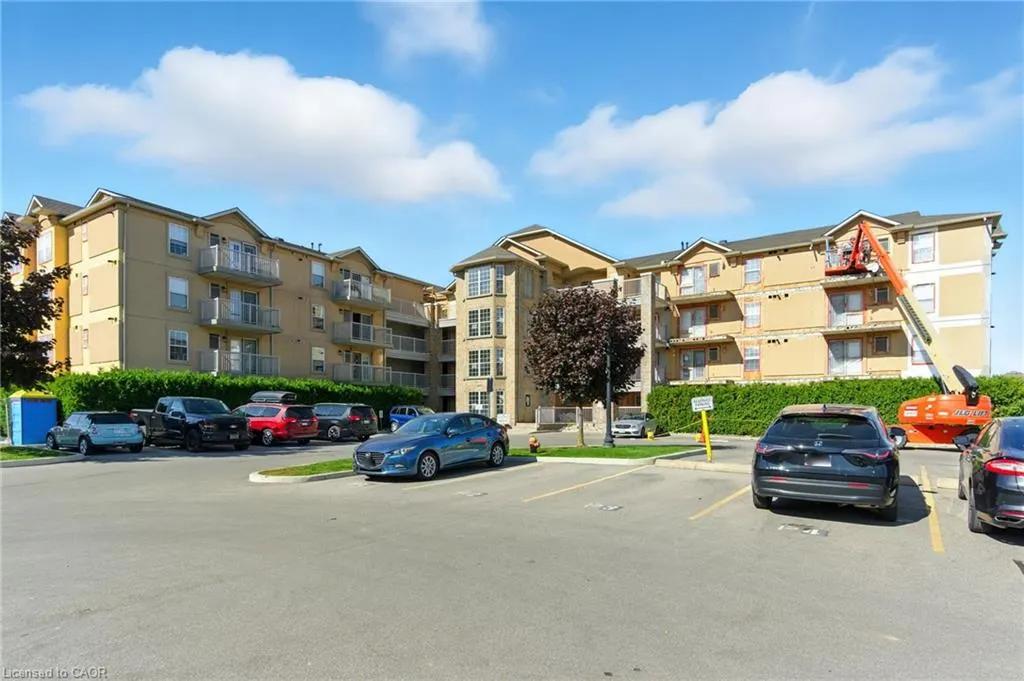 1490 Bishops Gate, #305