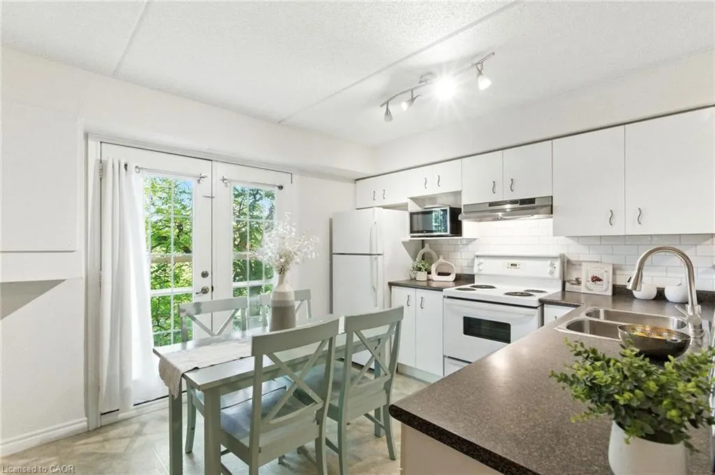 1490 Bishops Gate, #305