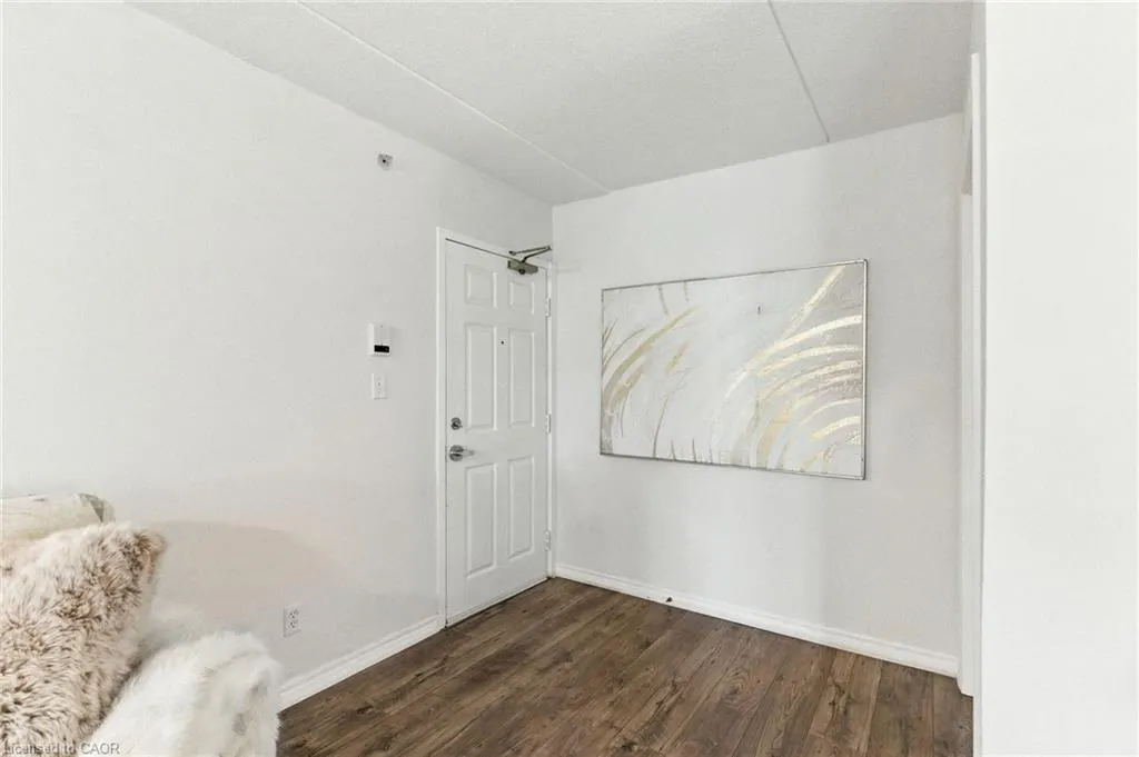 1490 Bishops Gate, #305