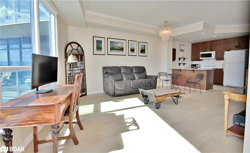 37 Ellen Street Street, #511