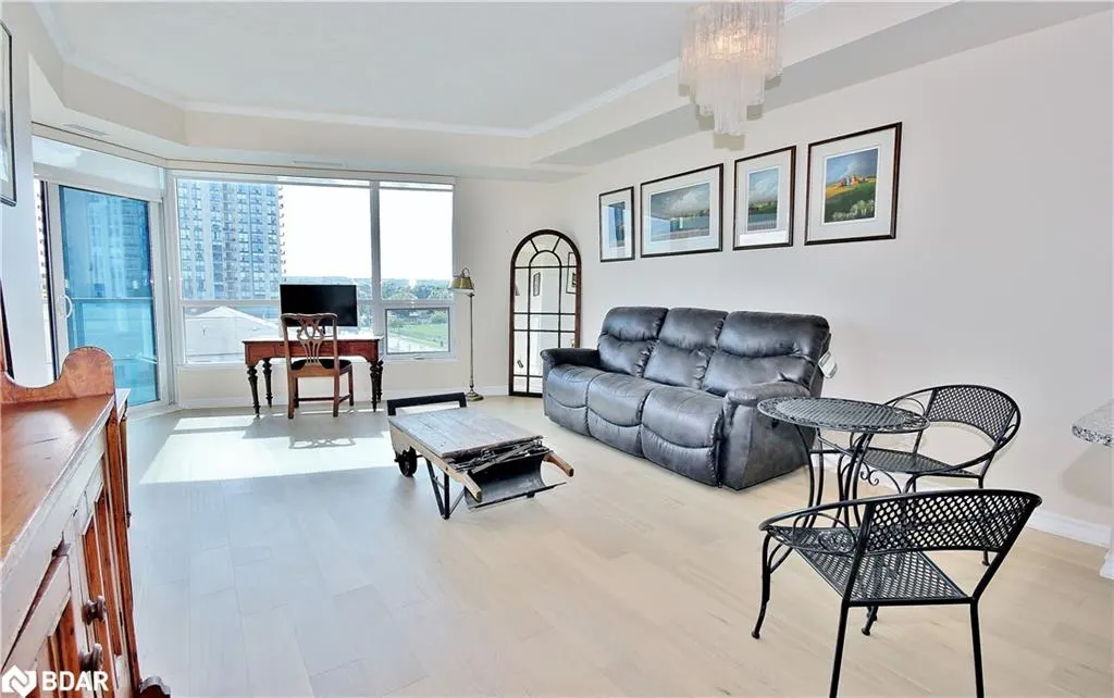 37 Ellen Street Street, #511