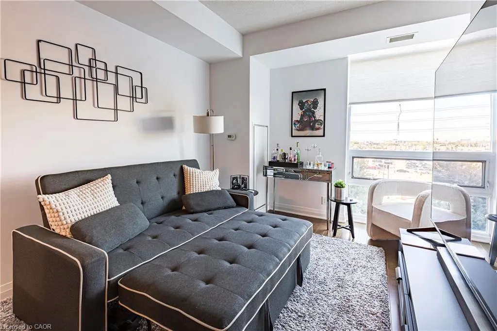 1055 Southdown Road, #502