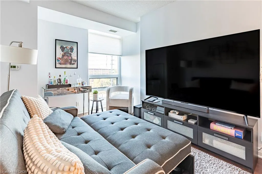 1055 Southdown Road, #502