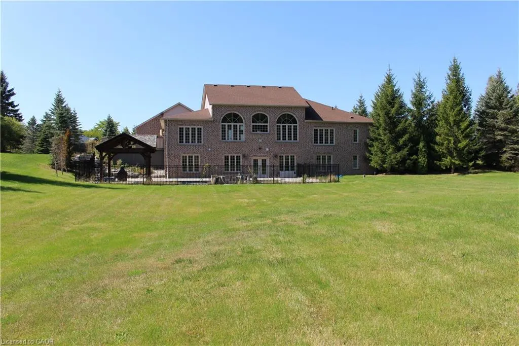 11490 Inglis Drive