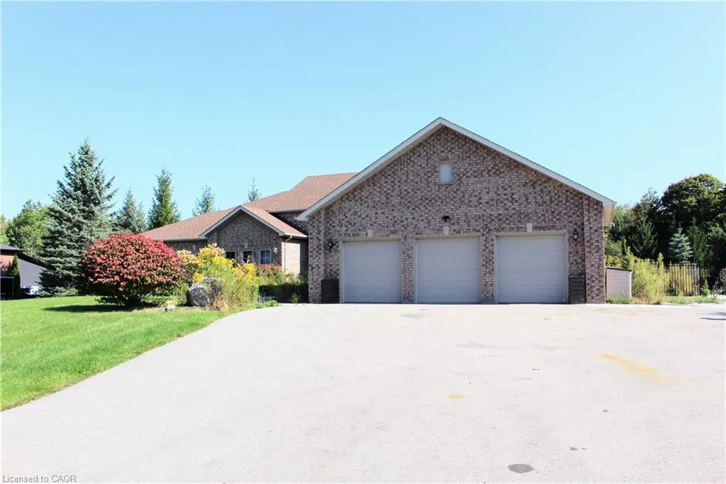 11490 Inglis Drive