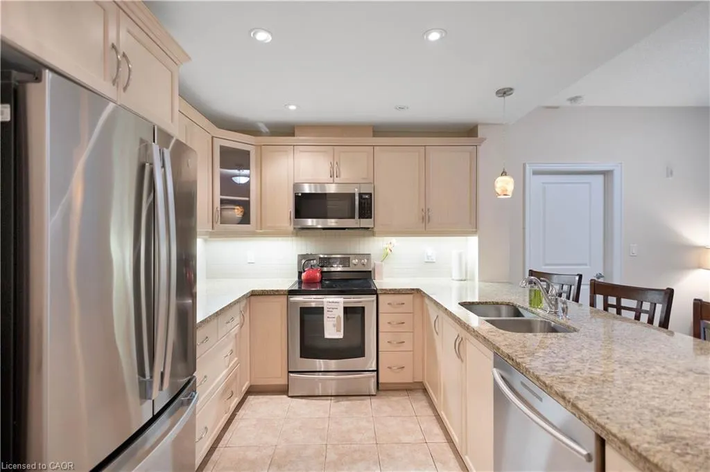 125 Wilson Street W, #108