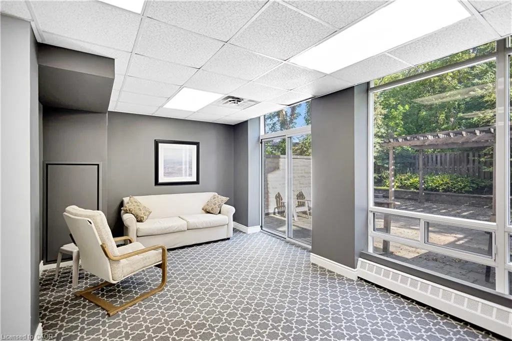 125 Wilson Street W, #108