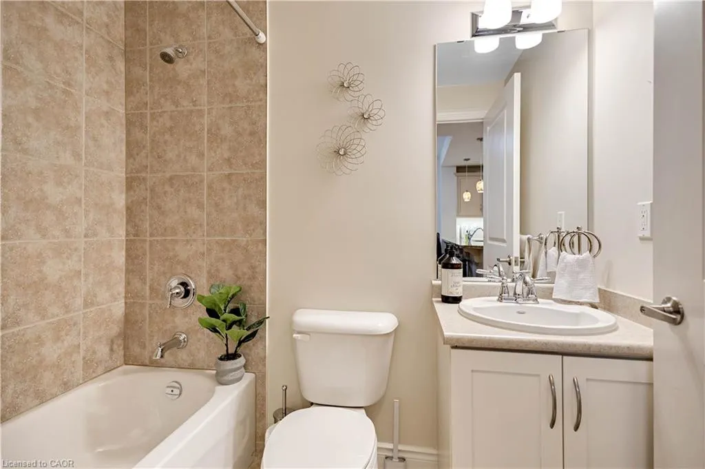 125 Wilson Street W, #108