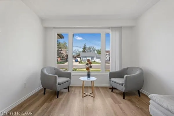 879 Upper Sherman Avenue