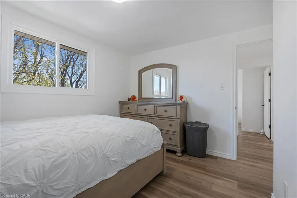 879 Upper Sherman Avenue