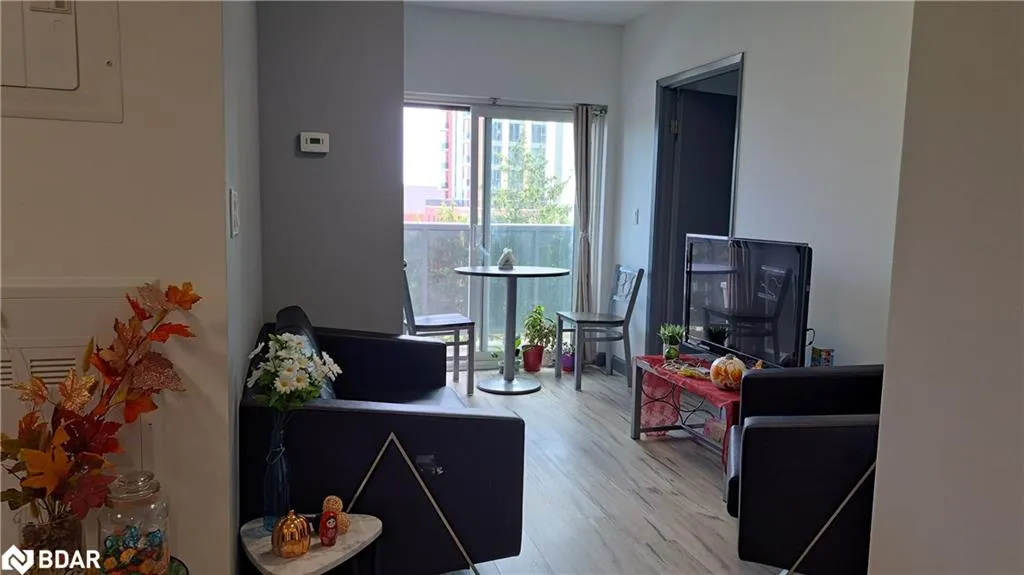 258B Sunview Street, #282