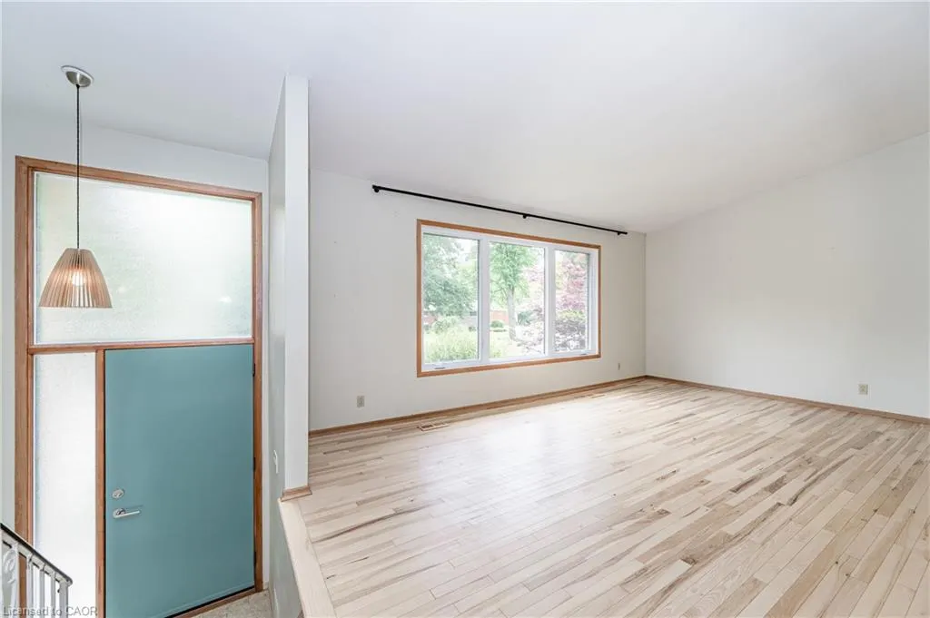 58 Cyprus Drive, #UPPER