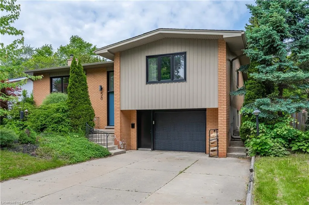 58 Cyprus Drive, #UPPER
