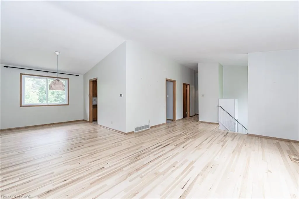 58 Cyprus Drive, #UPPER