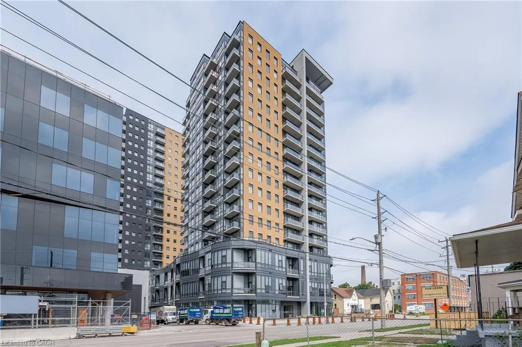 100 Garment Street, #903