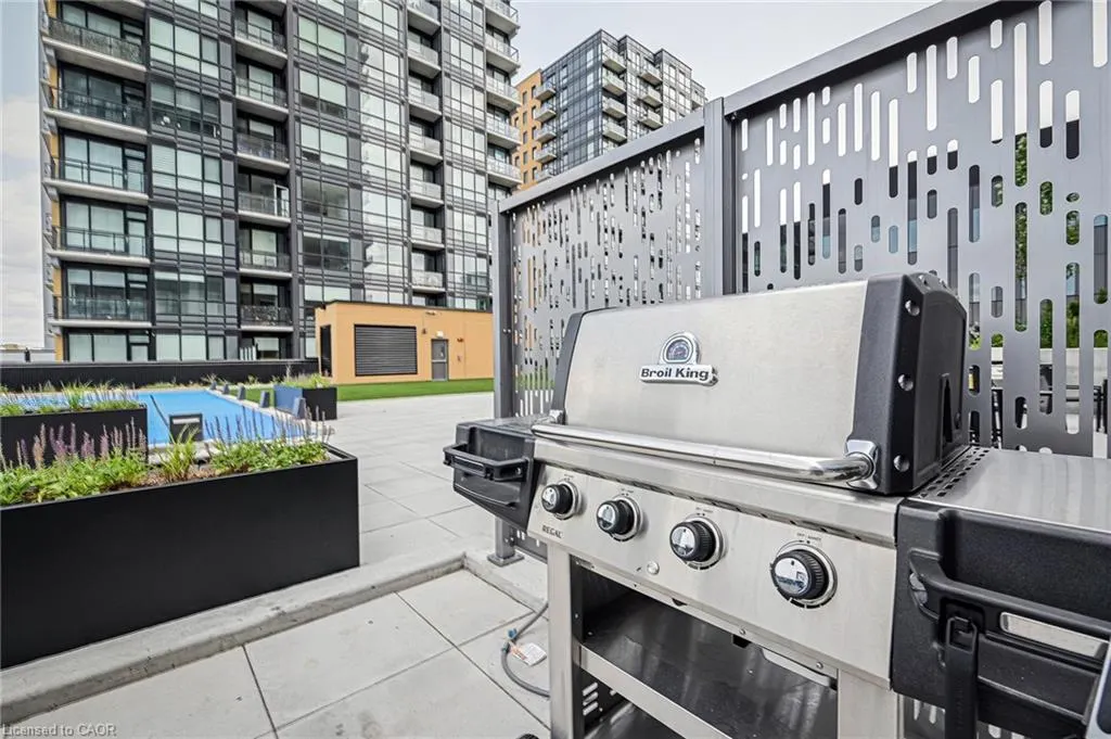 108 Garment Street, #1501