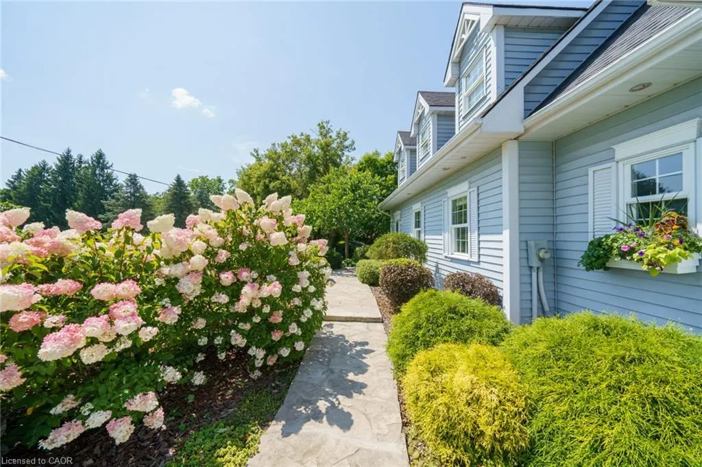 1042 River Road