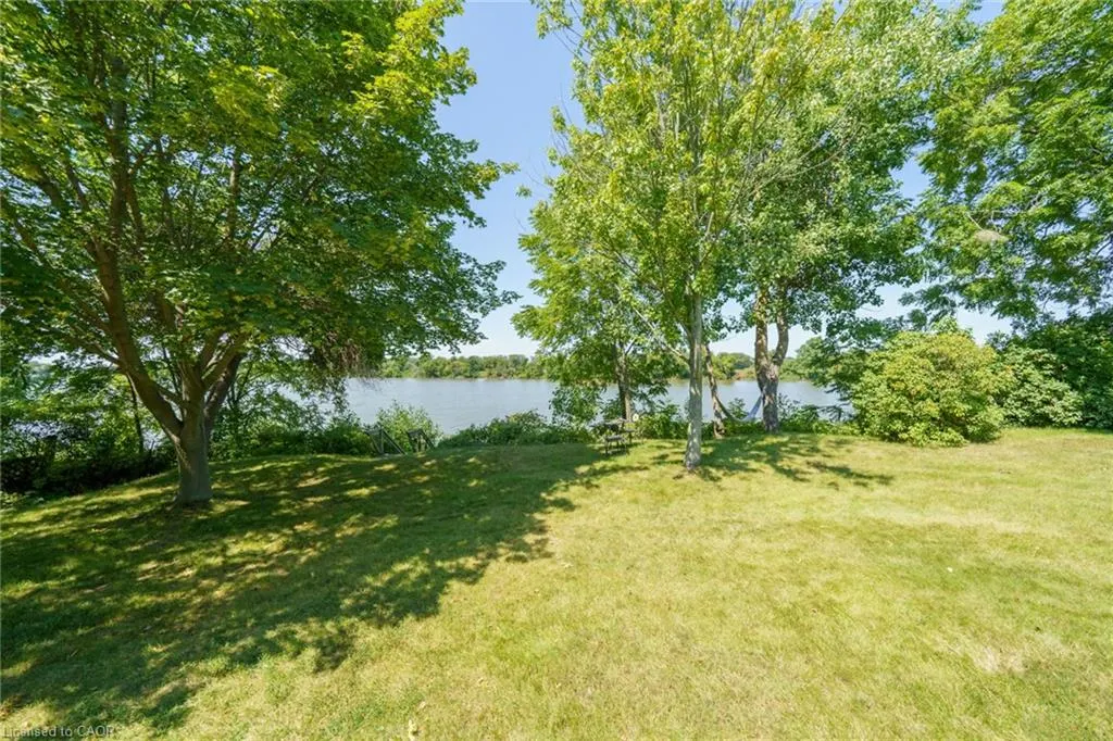 1042 River Road