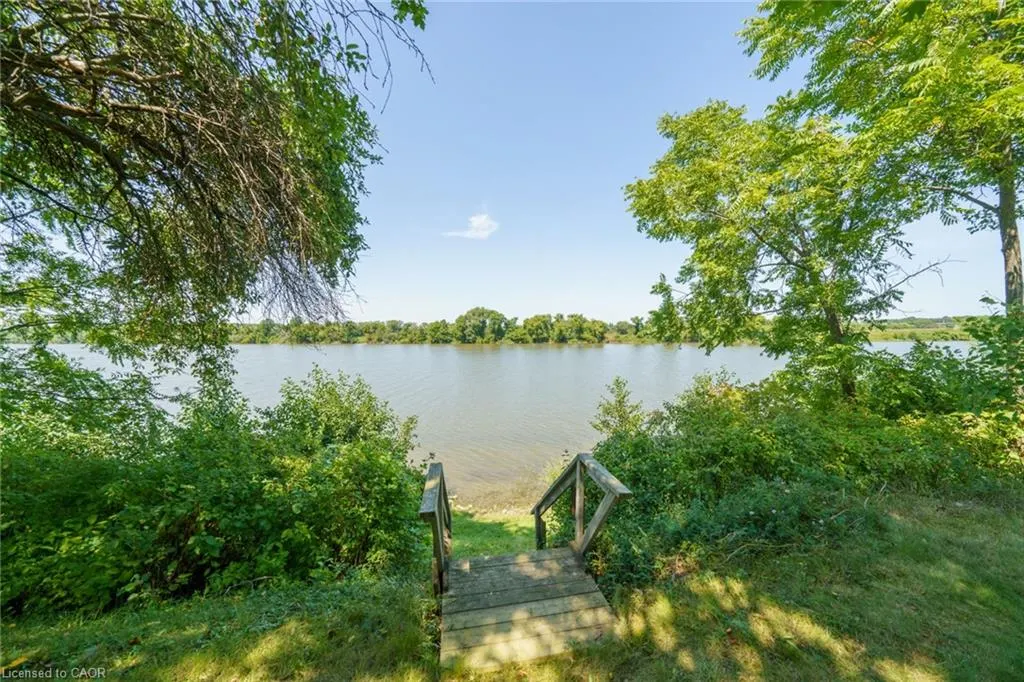 1042 River Road