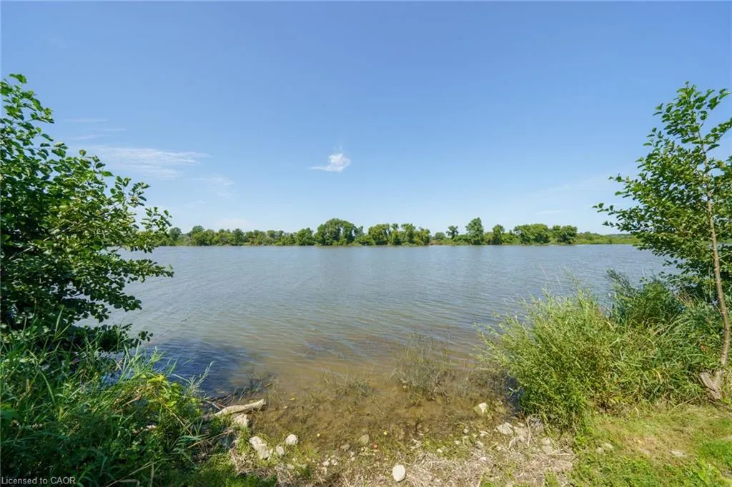 1042 River Road