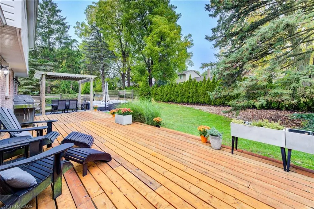 38 Academy Crescent