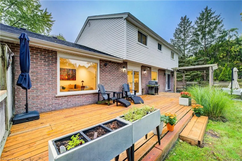 38 Academy Crescent