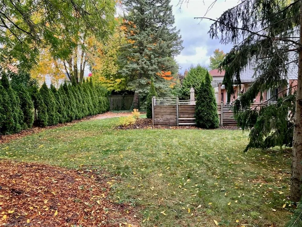 38 Academy Crescent