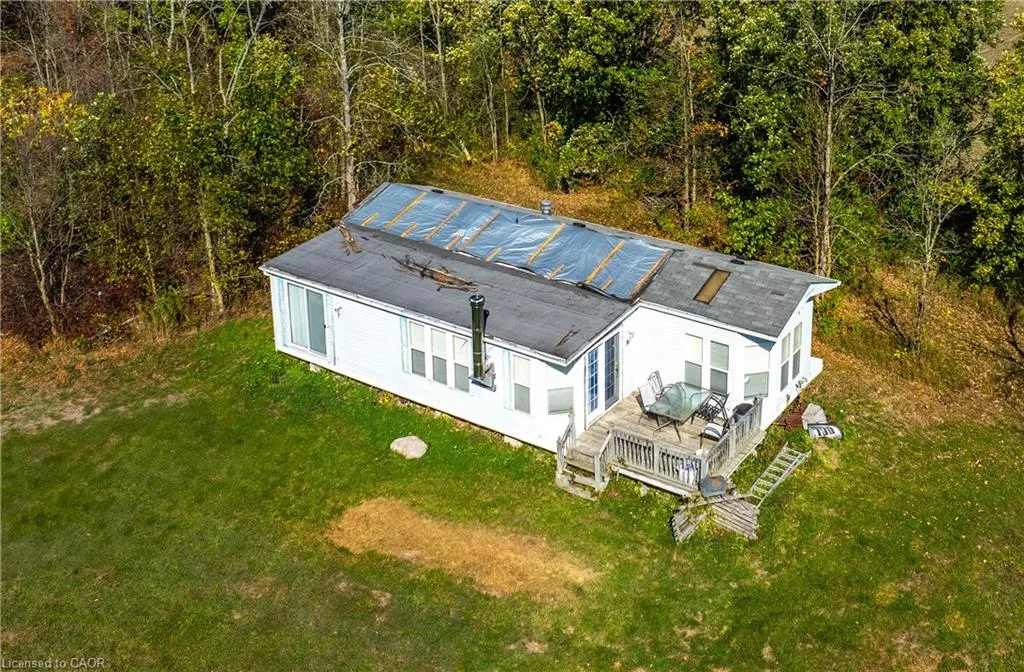 1320 Concession 1 Road S
