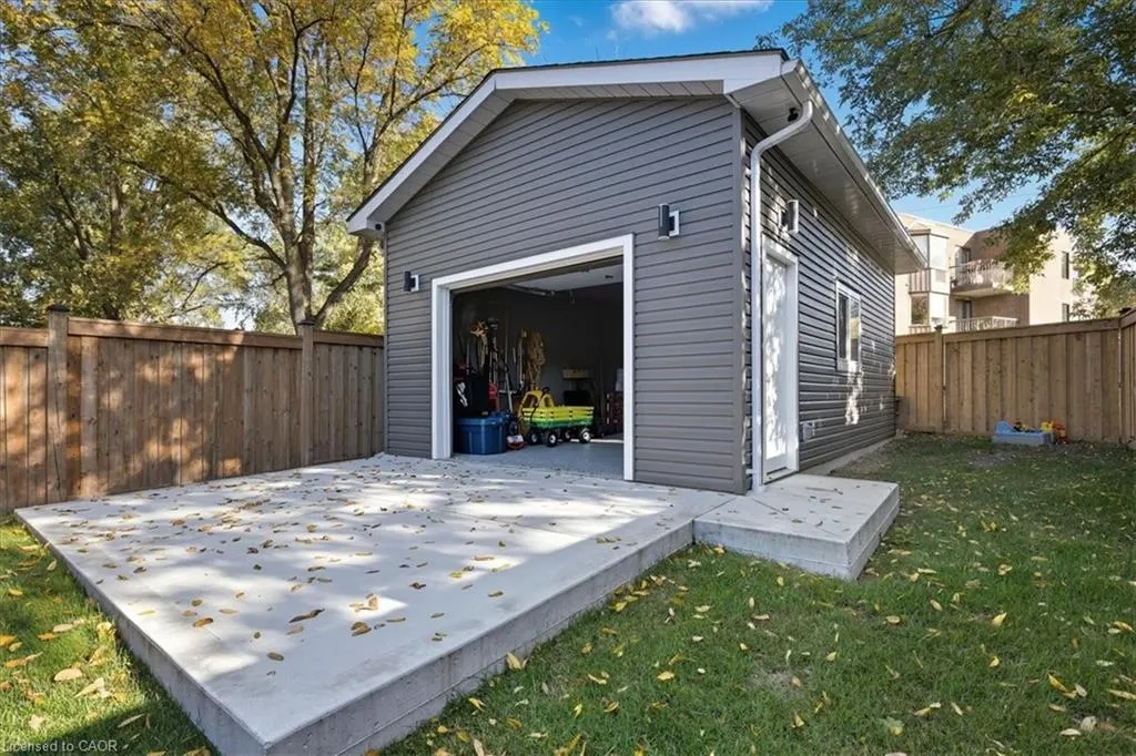 11 Macdonald Street