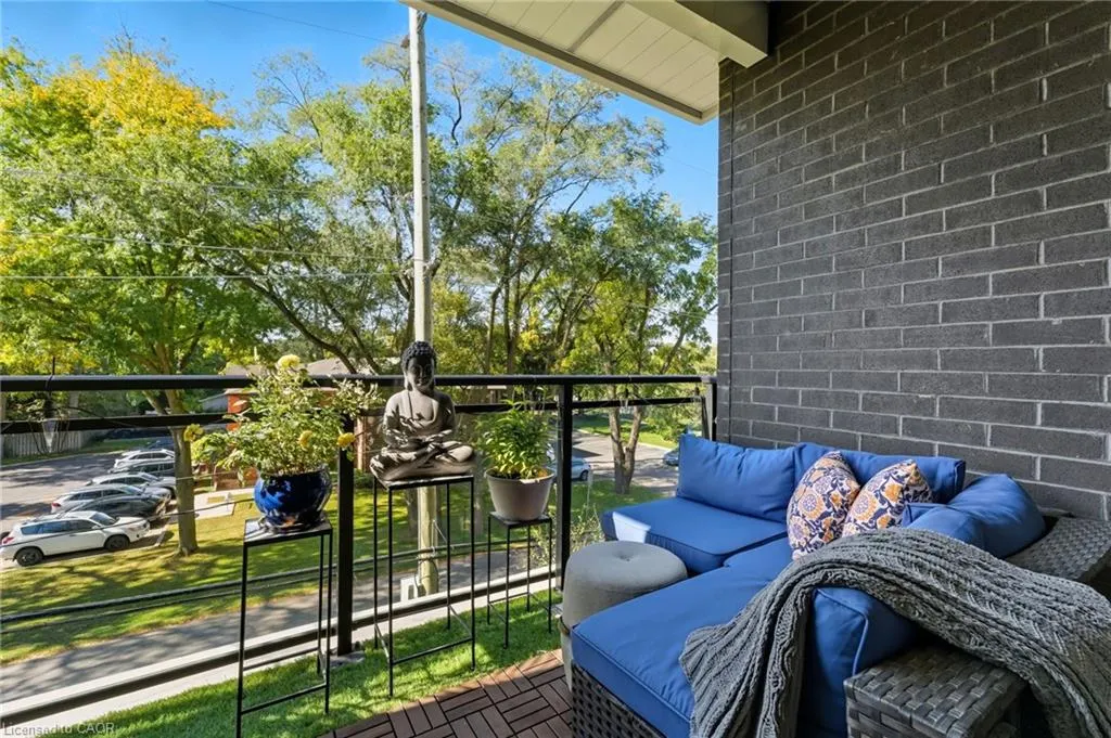 320 Plains Road E, #307