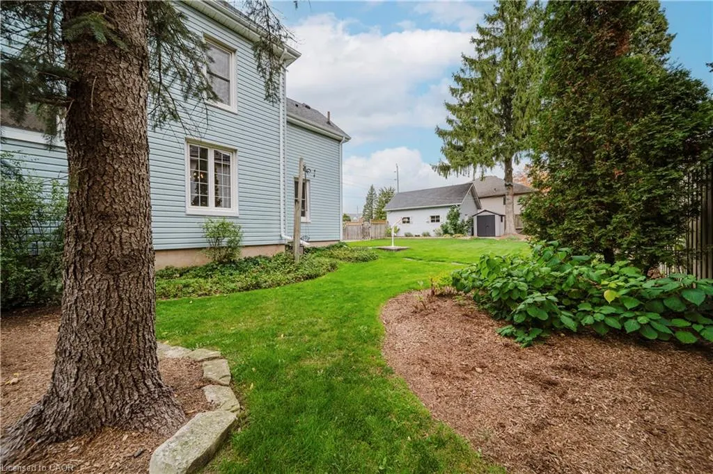 1159 Queens Bush Road