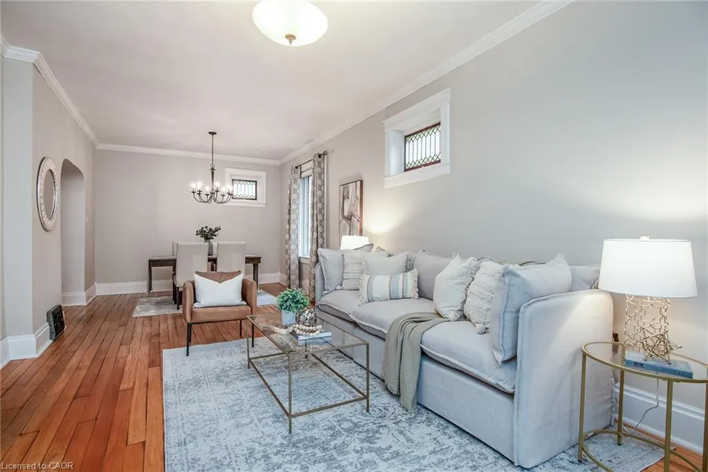 1159 Queens Bush Road