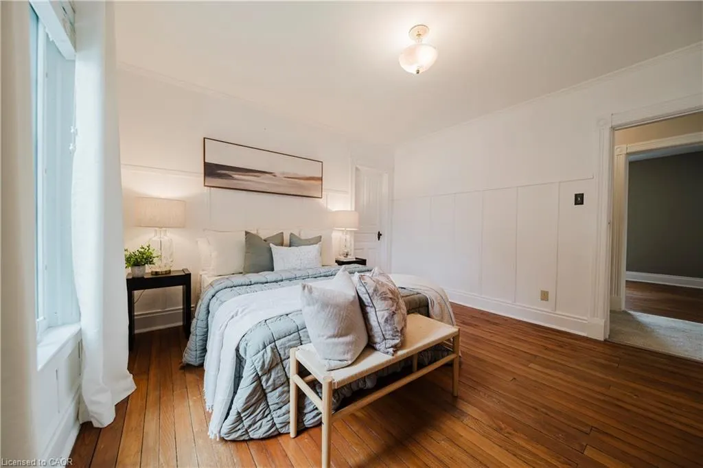 1159 Queens Bush Road