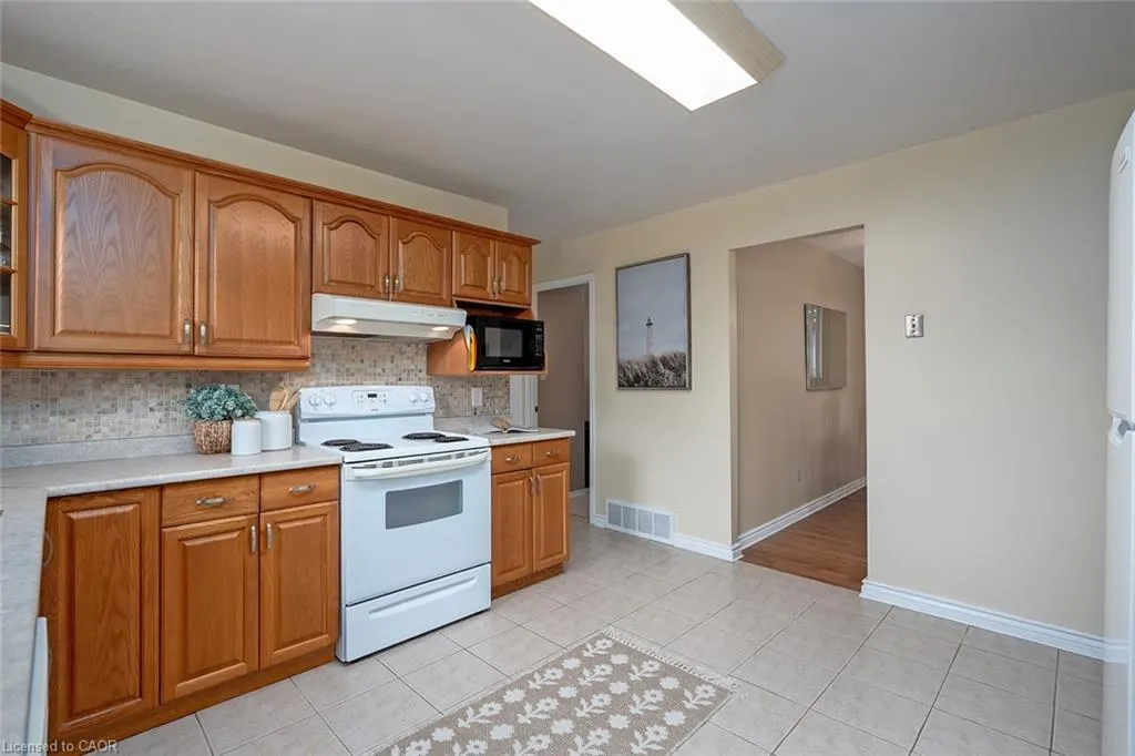 177 Lavina Crescent