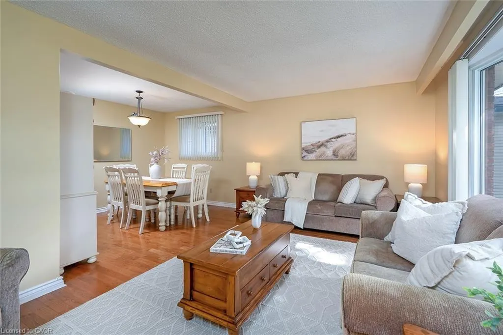 177 Lavina Crescent