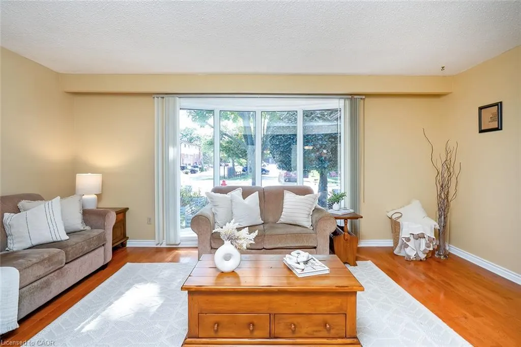177 Lavina Crescent