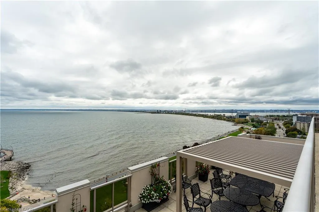 1477 Lakeshore Road, #702
