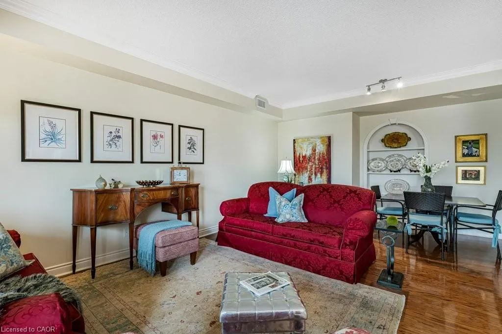 1477 Lakeshore Road, #702