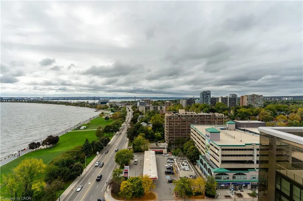 1477 Lakeshore Road, #702