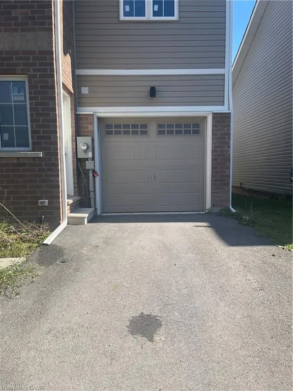 32 Waterleaf Trail Trail