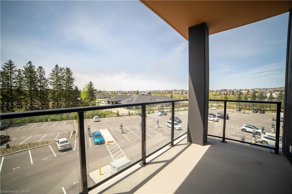 525 New Dundee Road, #302
