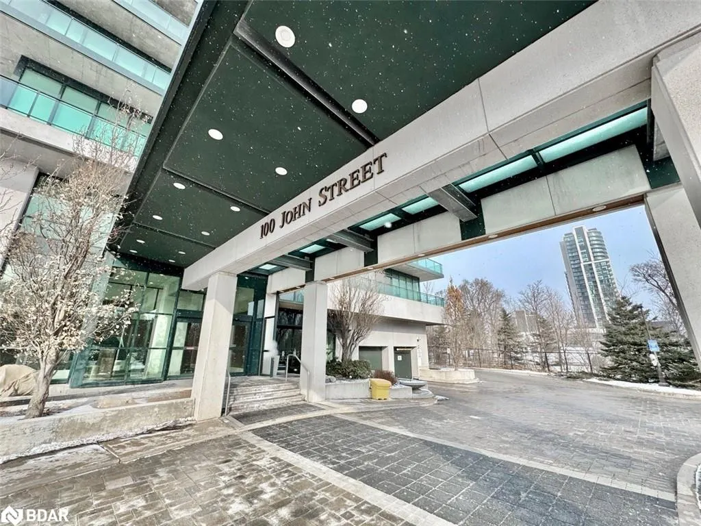100 John Street, #403
