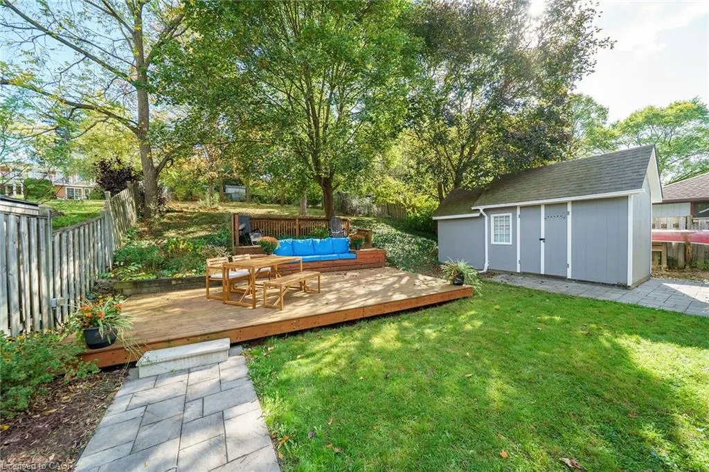 28 Pleasant Avenue